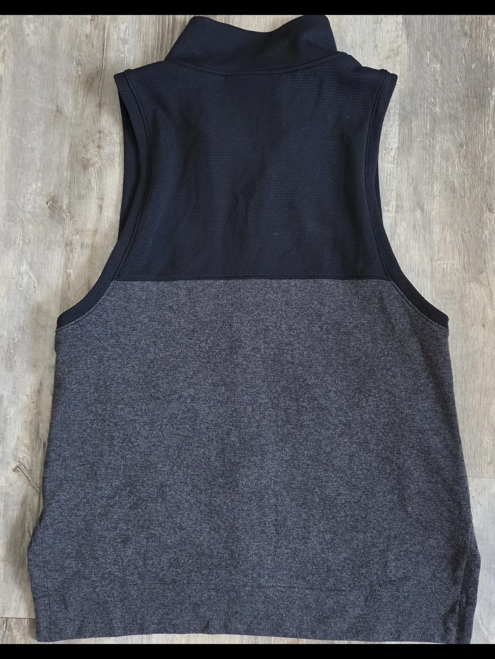 Under Armour Two-Tone Zippered Vest - Black & Charcoal